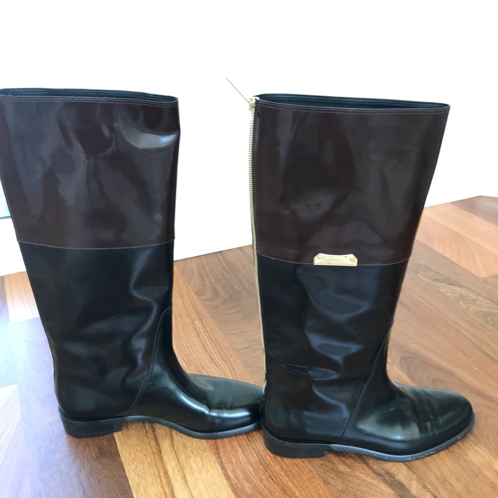 Leather boots